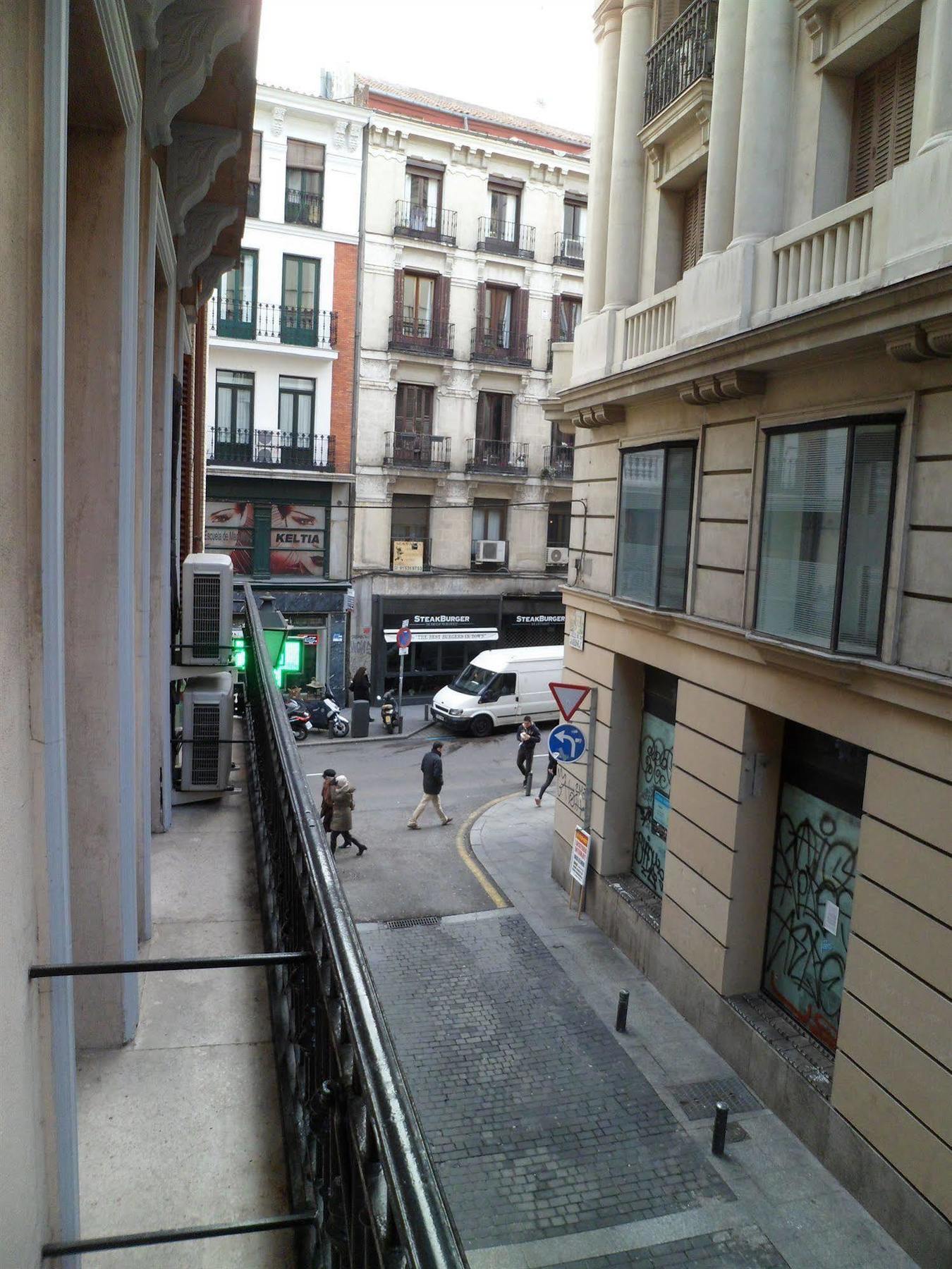 Room Canalejas Madrid Exteriér fotografie