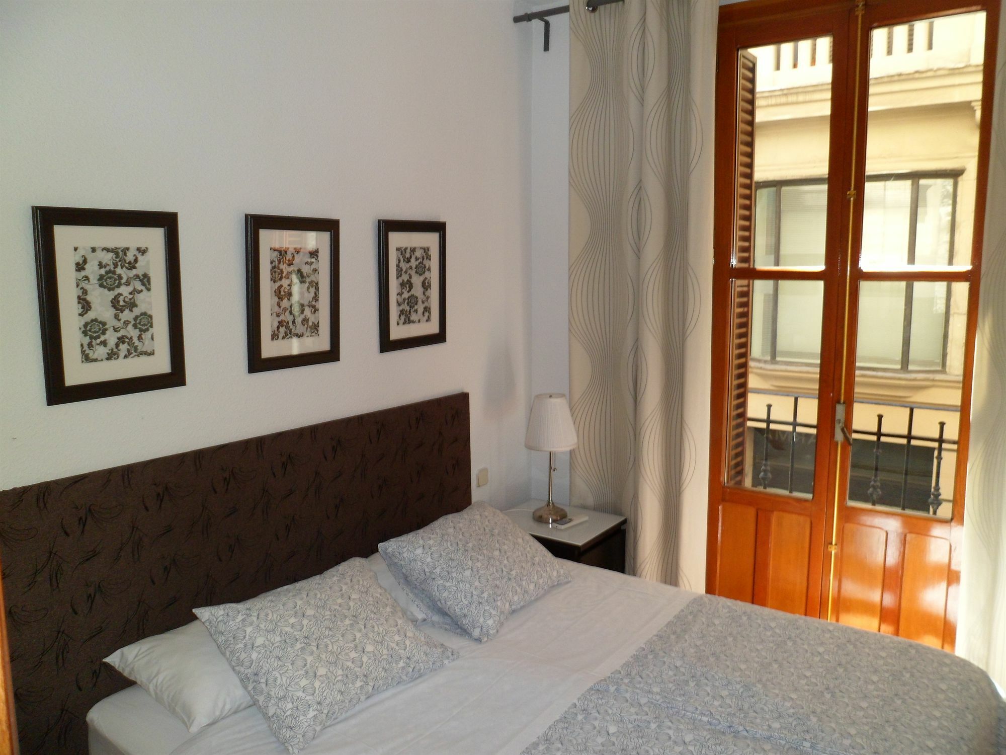 Room Canalejas Madrid Exteriér fotografie